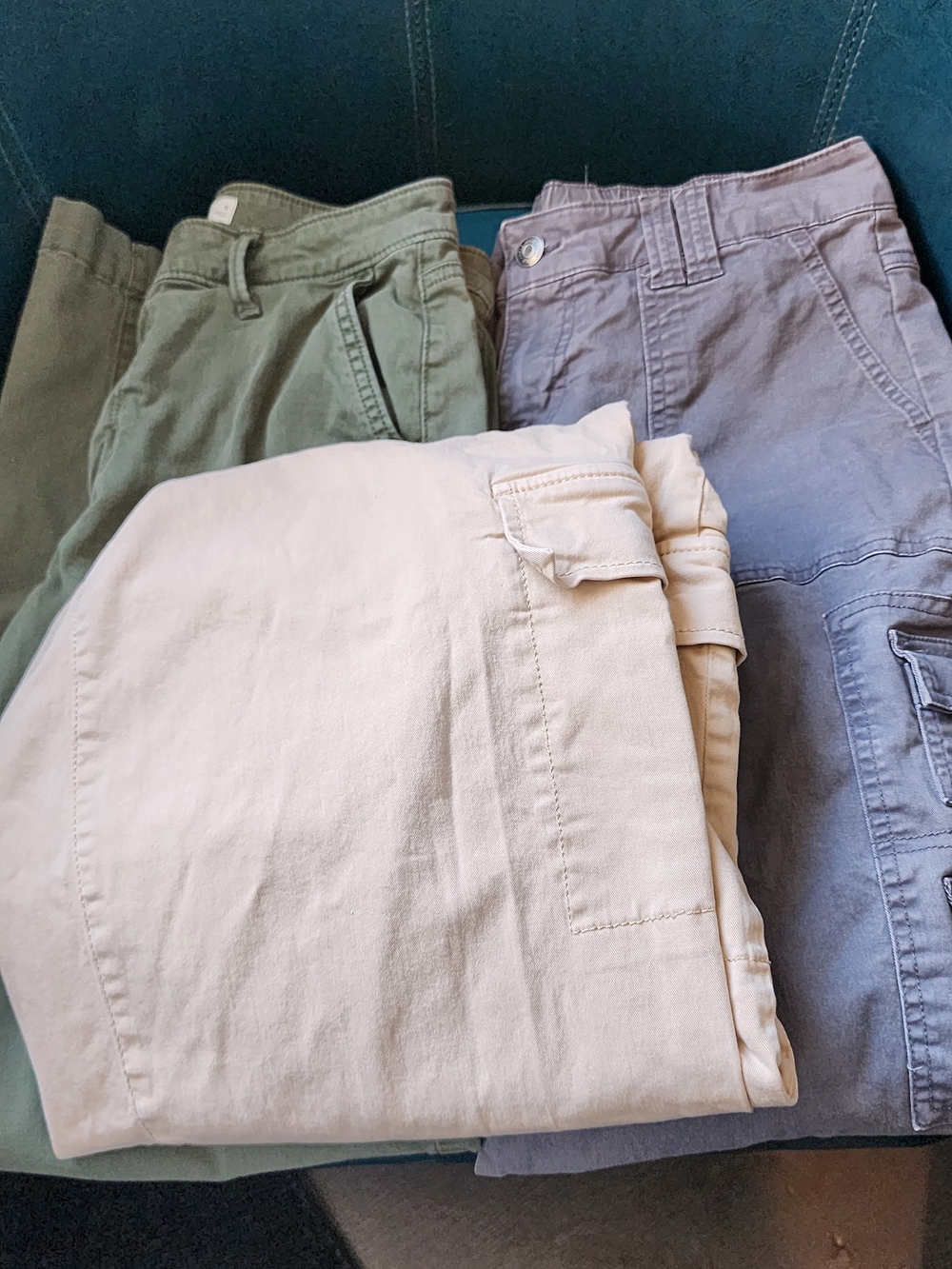 3 Pairs Womens Cargo Pants in Cream, Olive & Gray-Blue Sz 6